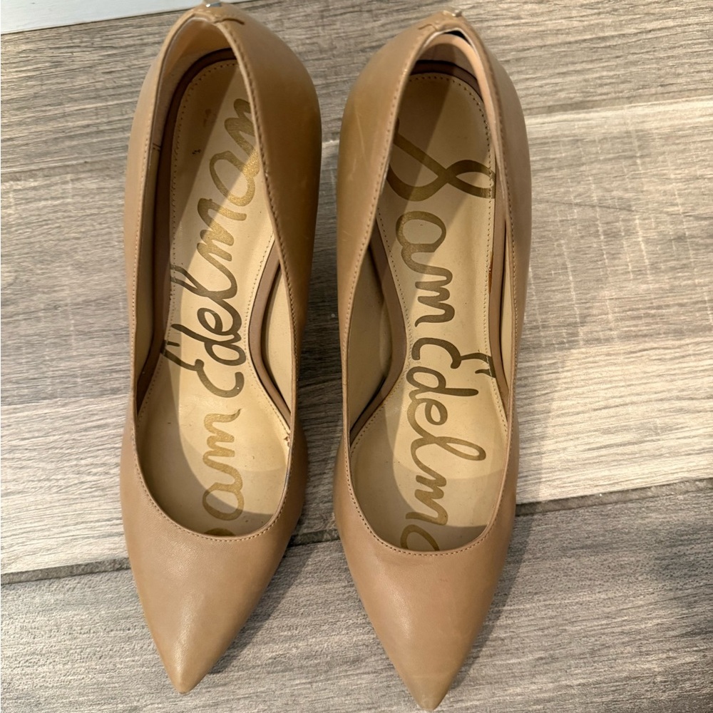 Sam Edelman Classic Tan Heels